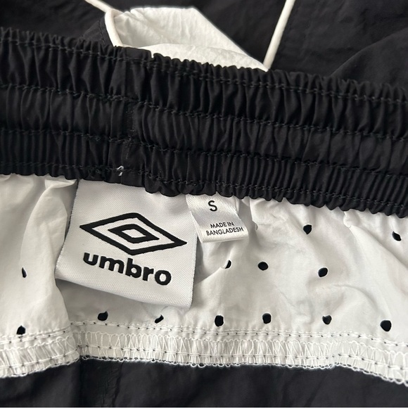 New Umbro Shorts | Size Small - Picture 3 of 4